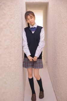 大胸女大学生电影